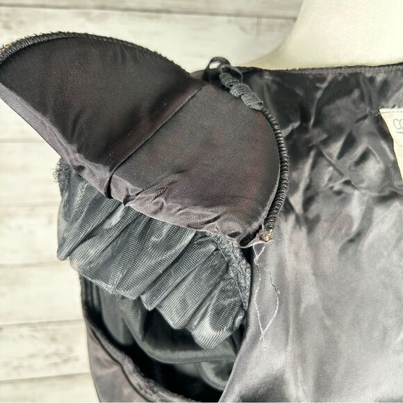 Concepts Vintage Puff Sleeve Rayon Velvet Bolero Shrug Black Jacket M Fits 6 - Picture 9 of 9